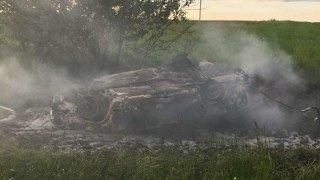 На Яворівщині вщент згоріла автівка ВАЗ