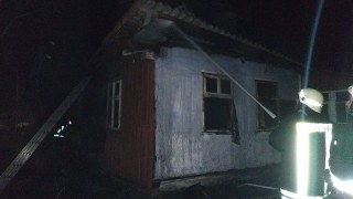 У Дрогобицькому районі через пожежу у власному будинку загинув чоловік