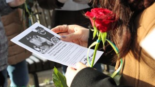 У Львові жінки урочисто привітали військових від євромайдану (ФОТО)