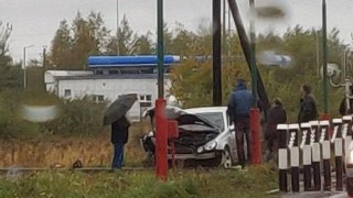 На Сокальщині на залізничному переїзді п'яний водій врізався у поїзд