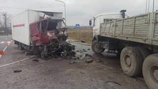 ДТП з двома вантажівками на Львівщині: є травмований