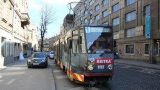 У Львові за допомогою експрес-тесту виявили коронавірус у водійки трамвая