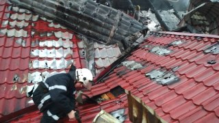 Пожежа у Мостиськах: зайнявся кафе-бар готельного комплексу