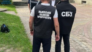 У Львові на хабарі в 4000 доларів затримали адвоката