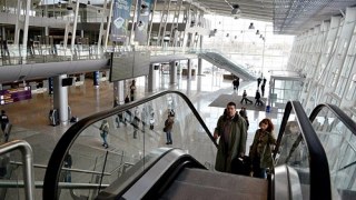 Міжнародний аеропорт Львів запровадив послугу експрес-проходження аеропортових формальностей