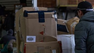 13 тонн гуманітарної допомоги з Італії розвантажили у Львові