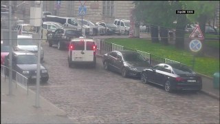 За вихідні у Львові зафіксовано більше 50 порушень ПДР через неналежне паркування