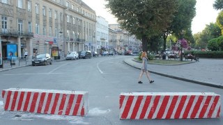 На вул. С. Бандери у Львові ситуативно перекриватимуть рух транспорту