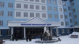 Синютка обіцяє навесні відновити реконструкцію перинатального центру у Львові