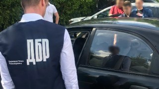 Керівника одного із відділів патрульної поліції Львівщини викрили на хабарі у 2500 доларів