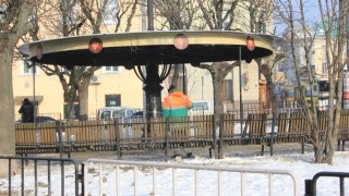 На вулиці Львова виїхало 76 одиниць снігоприбиральної техніки