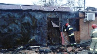На Львівщині повністю згорів кафе-бар