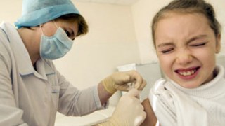 Богатирьова про дитячу вакцинацію: вибір за батьками