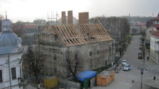 У Золочеві реставрується приміщення для нового монастиря УГКЦ