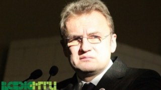 Партії Порошенка і Яценюка наполегливо рекомендують Садовому стати віце-прем'єр-міністром