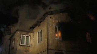 Понад 30 рятувальників гасили пожежу у багатоквартирному житловому будинку у Брюховичах