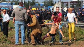 Поліція затримала активістку Femen у Краковці
