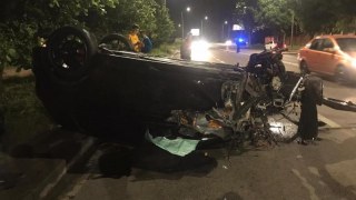 У Львові водій легковика спричинив ДТП з двома постраждалими і втік