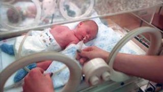 Реконструйоване пологове відділення у Червонограді отримало інкубатор для новонароджених