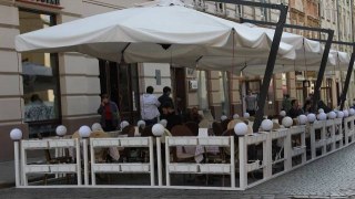 У Львові перевірили кафе на доступність для людей з особливими потребами
