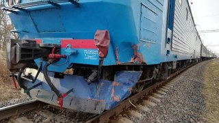 На Львівщині автівка врізалася в поїзд Ужгород-Краматорськ
