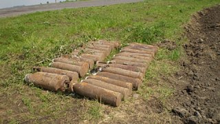 Надзвичайники знайшли на Львівщині артилерійські снаряди