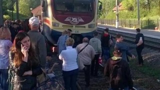 На залізничній станції у Пустомитах місцеві мешканці заблокували рух поїздів