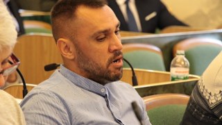 Депутат Сидорович живе без власної нерухомості