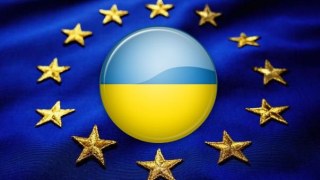 Європарламент рекомендує Раді ЄС підписати угоду про асоціацію у разі виконання вимог Україною