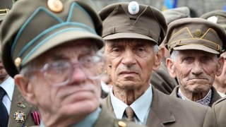 Львівські ветерани УПА отримали по тисячі гривень допомоги