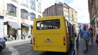 У Львові змінили схему руху двох маршруток