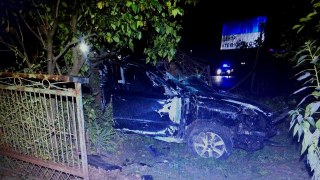 У Стрию автівка врізалася у електроопору: загинули двоє пасажирів авто