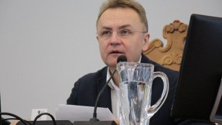 У квітні Садовий на 300 тисяч профінансував комунальне радіо у Львові