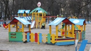 Львівські депутати розглядатимуть можливість встановлення модульних садочків у Львові