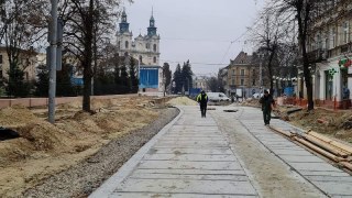 У Львові відкрили для проїзду ще одну ділянку вулиці Степана Бандери