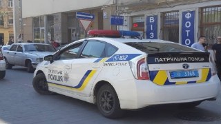 На трасі Львів-Краківець поліція двічі зупинила п'яного водія