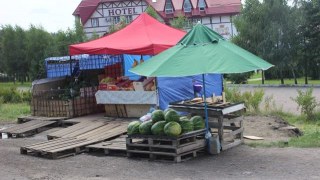 У Львові затвердили 20 місць для торгівлі кавунами