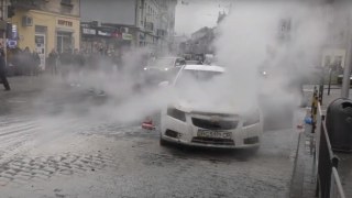 У Львові під час руху зайнялося авто Chevrolet Cruze