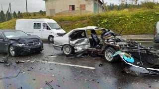 На трасі Київ-Чоп у подвійній аварії постраждало 7 осіб серед яких 2 дітей