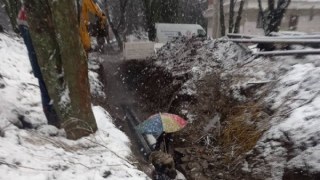 У Львові на вулиці Симоненка проводять заміну тепломережі