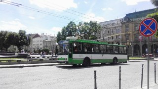 У Львові тролейбус №25 не курсує через пожежу на вул. Шота Руставелі