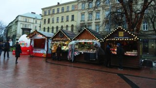 У Львові відвідувач вистрелив в охоронця Різдвяного ярмарку