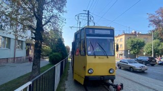 У Львові трамвай наїхав на пішохода
