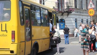 У Львові на час карантину скасували пільговий проїзд у громадському транспорті