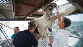 Отримані перші результати реставраційних робіт над скульптурою Меркурія
