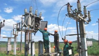 15 випадків вимкнення ліній електропередач, які сталися через негоду на Львівщині, оперативно усунено