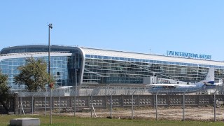 Аеропорт "Львів" планують передати в концесію