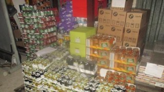 У Шегинях митники конфіскували продуктів на 300 тисяч