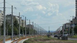 До червня для транспорту закрили проспект Червоної Калини