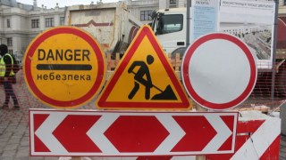 Вулицю Чернівецьку до кінця року закривають для транспорту